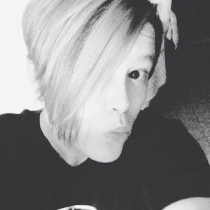 Meet your Posher, Apapril